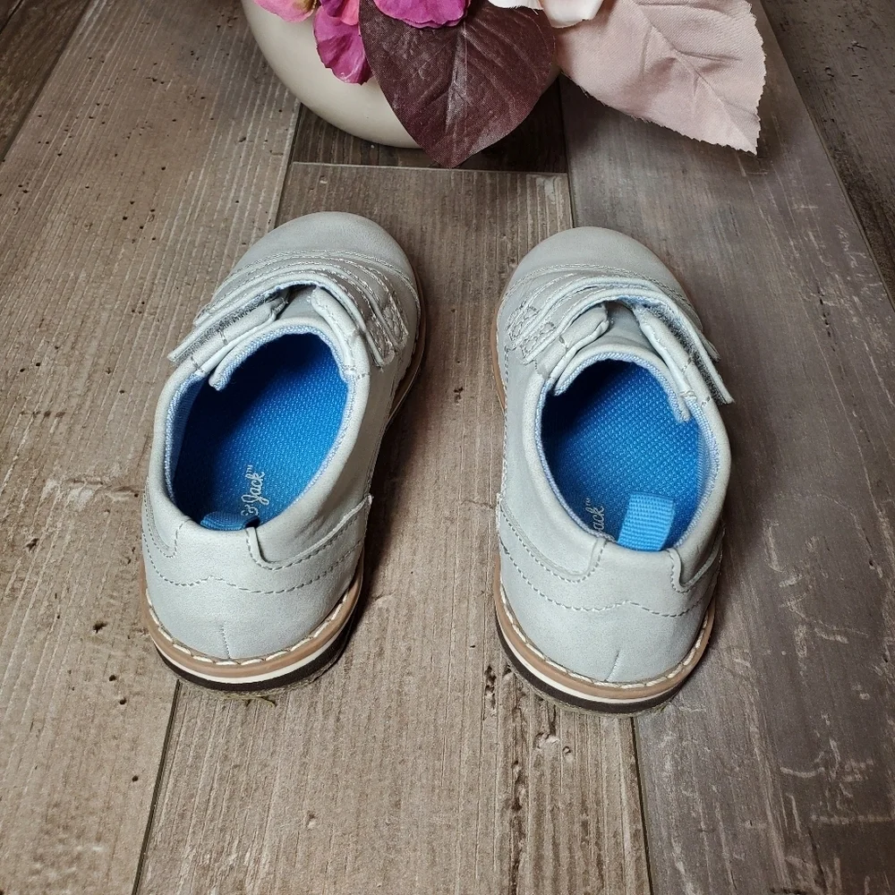 Cat & Jack Grey Toddler Boy Velcro Oxford Dress Shoes Size 10 NWOT EUC